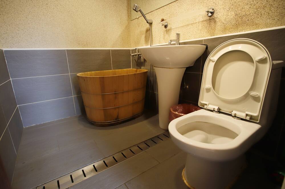Photo of Bathroom in Zhuqi