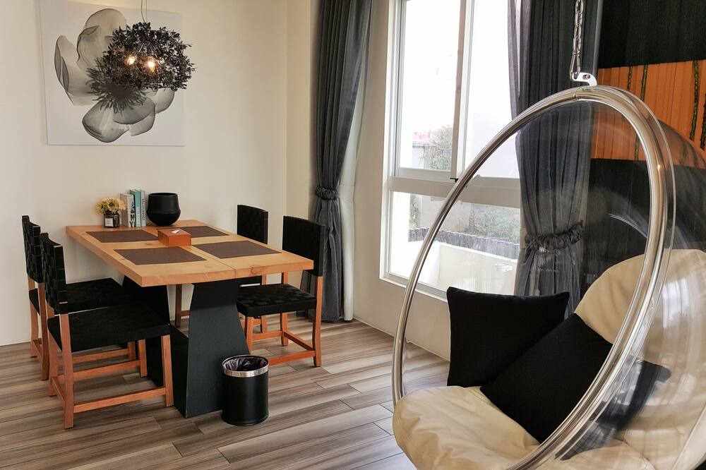 Photo of Livingroom in Sail Rock Beach