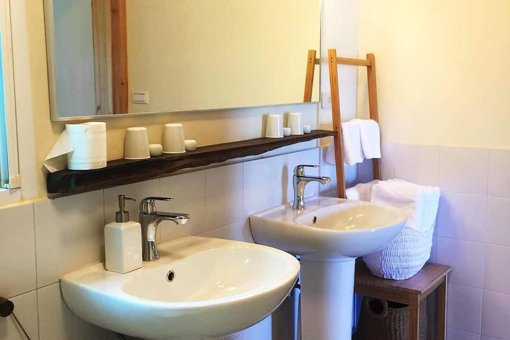 Photo of Bathroom in Gangkou