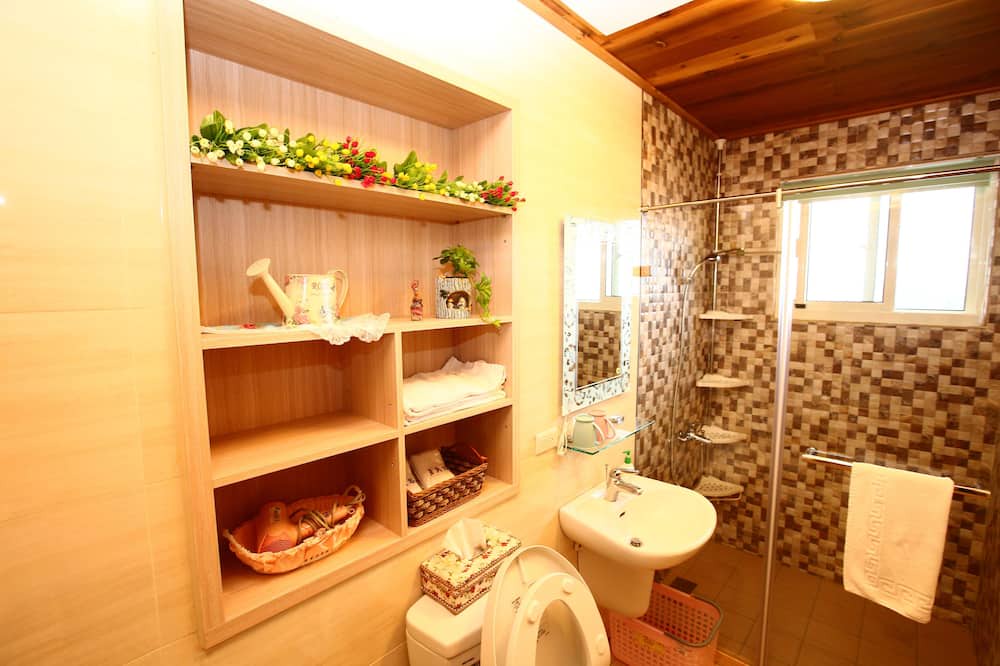 Photo of Bathroom in Lugu