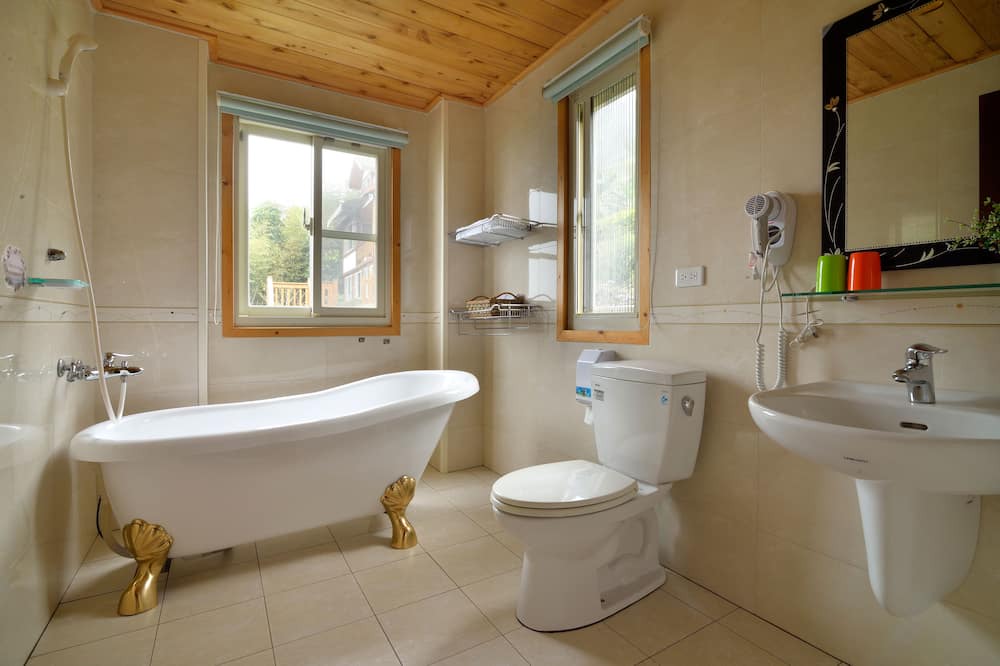 Photo of Bathroom in Lugu