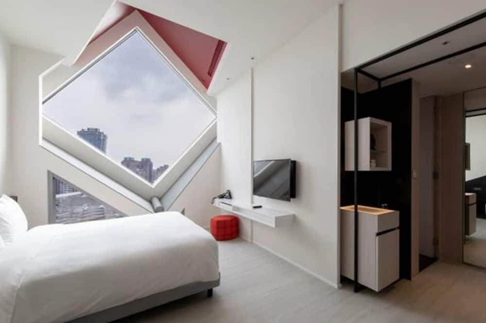 Photo of Bedroom in West District