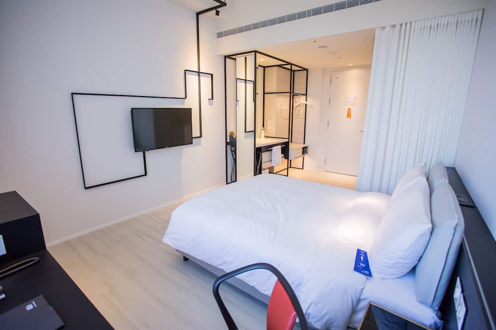 Photo of Bedroom in West District