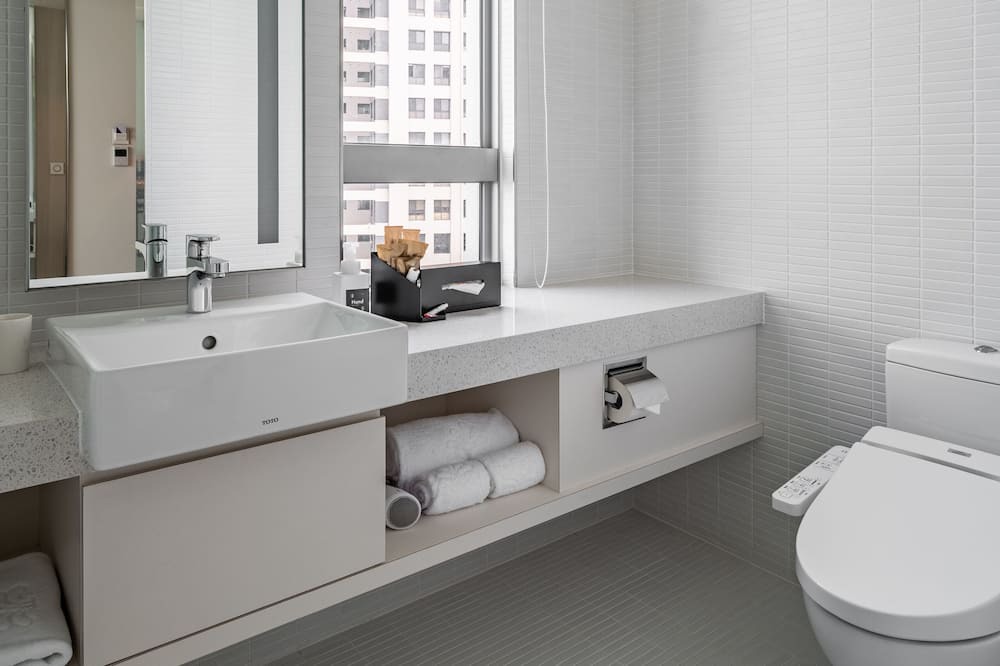 Photo of Bathroom in West District