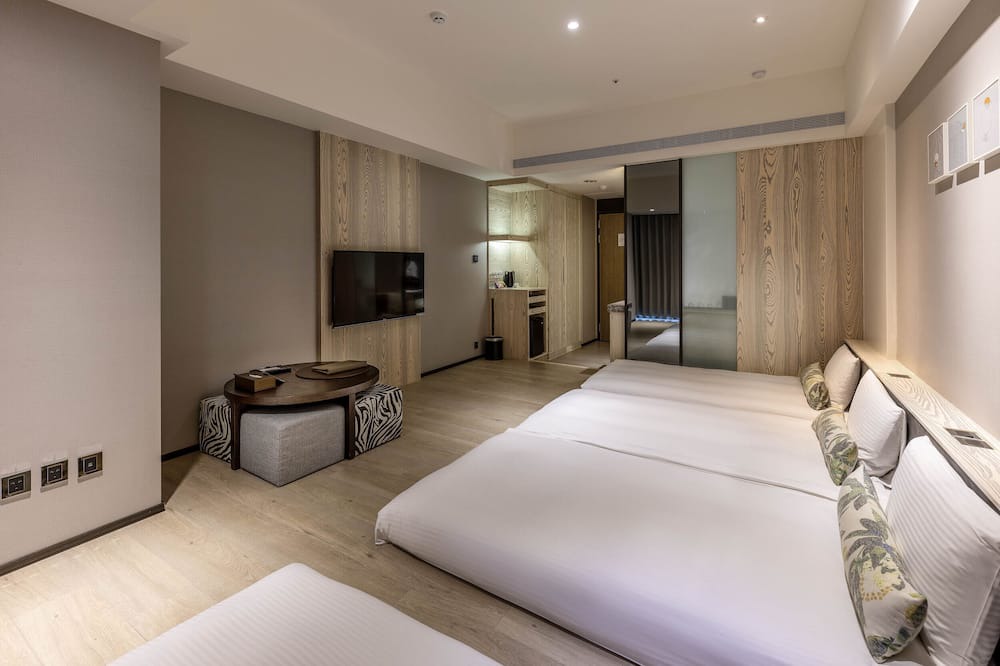 Photo of Bedroom in East District