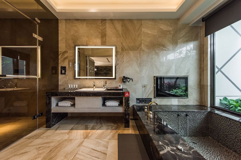 Photo of Bathroom in Yuanlin