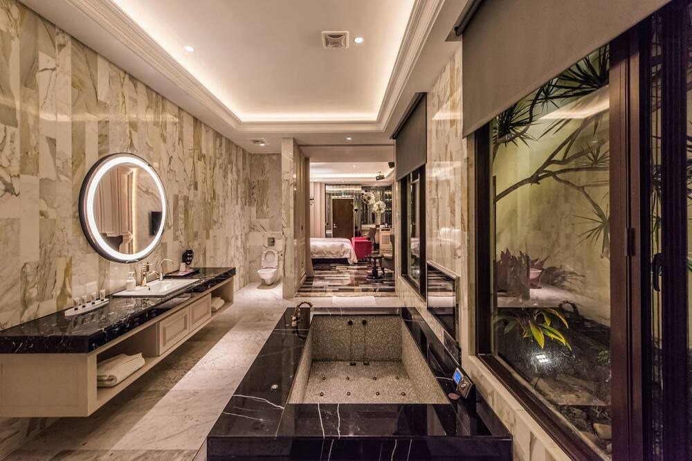 Photo of Bathroom in Yuanlin