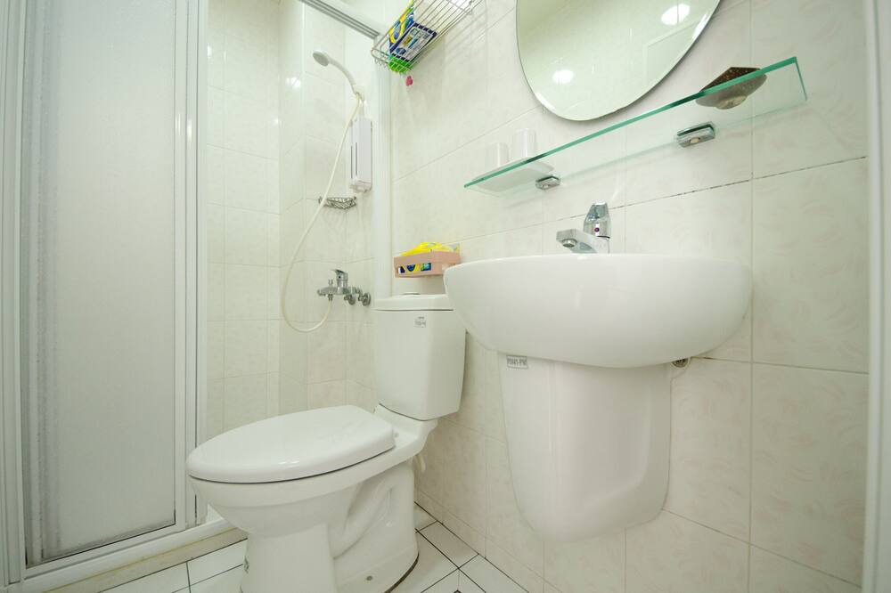 Photo of Bathroom in East District
