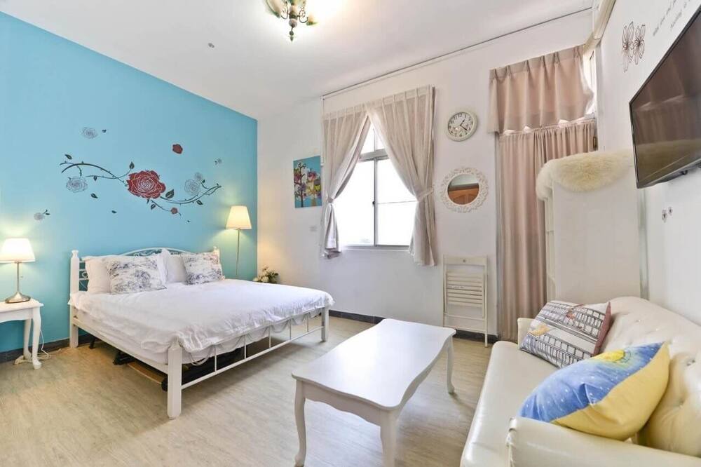 Photo of Bedroom in East District