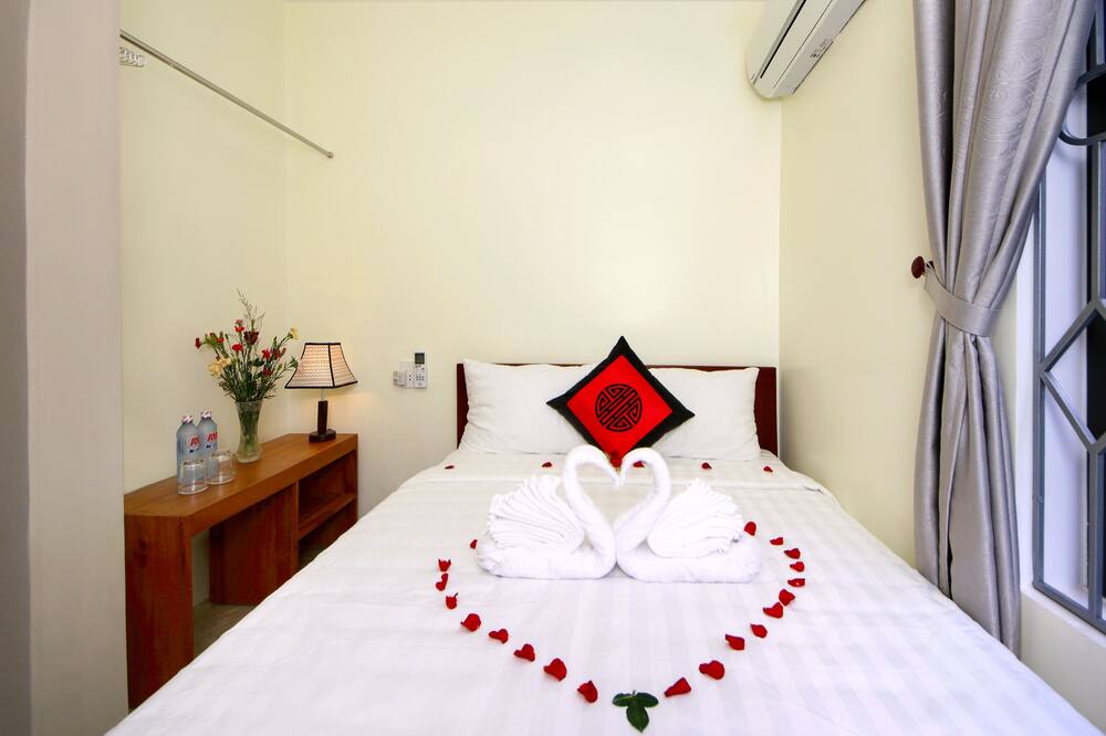 Photo of Bedroom in Thanh Ha