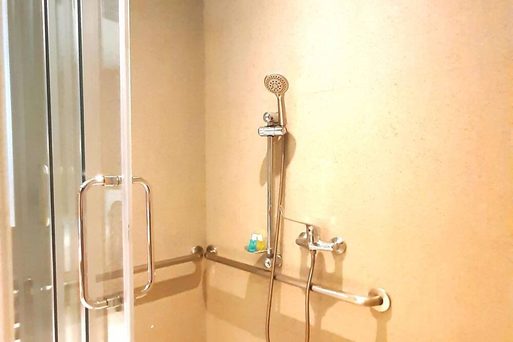 Photo of Bathroom in Eastern Kowloon