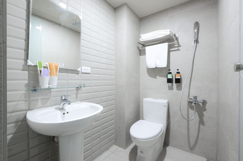 Photo of Bathroom in Xitun District