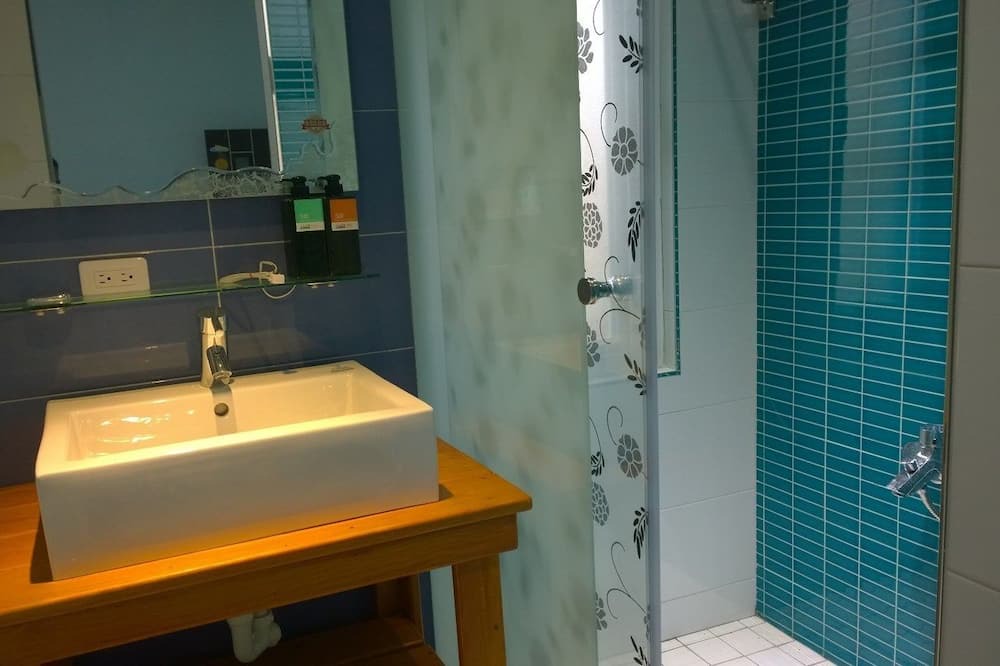 Photo of Bathroom in Linbian