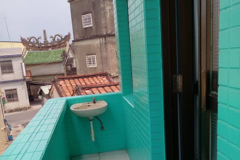 Photo of Patio Balcony in Linbian
