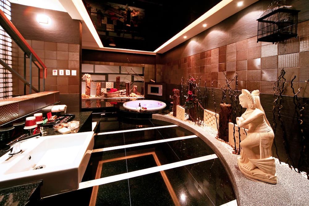 Photo of Bathroom in Dali