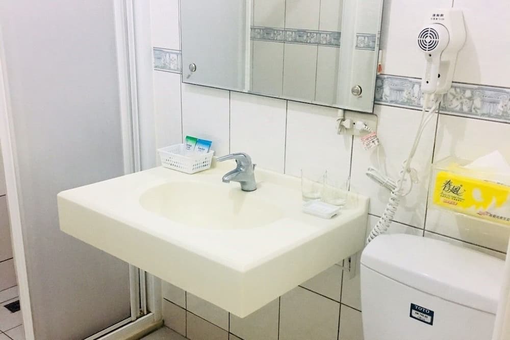 Photo of Bathroom in Yuchi