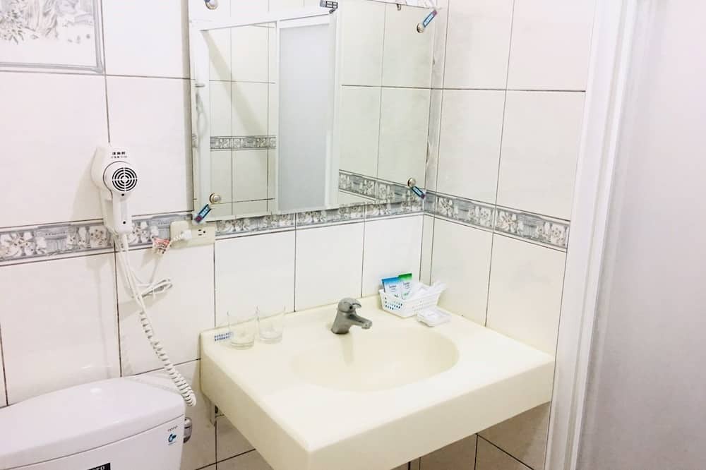 Photo of Bathroom in Yuchi