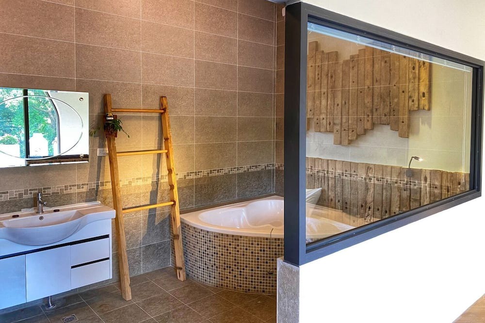 Photo of Bathroom in Zhuolan