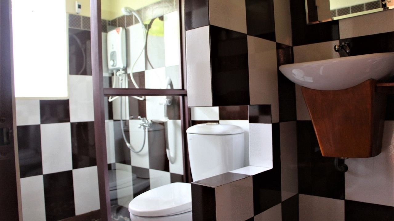 Photo of Bathroom in Cho Lach