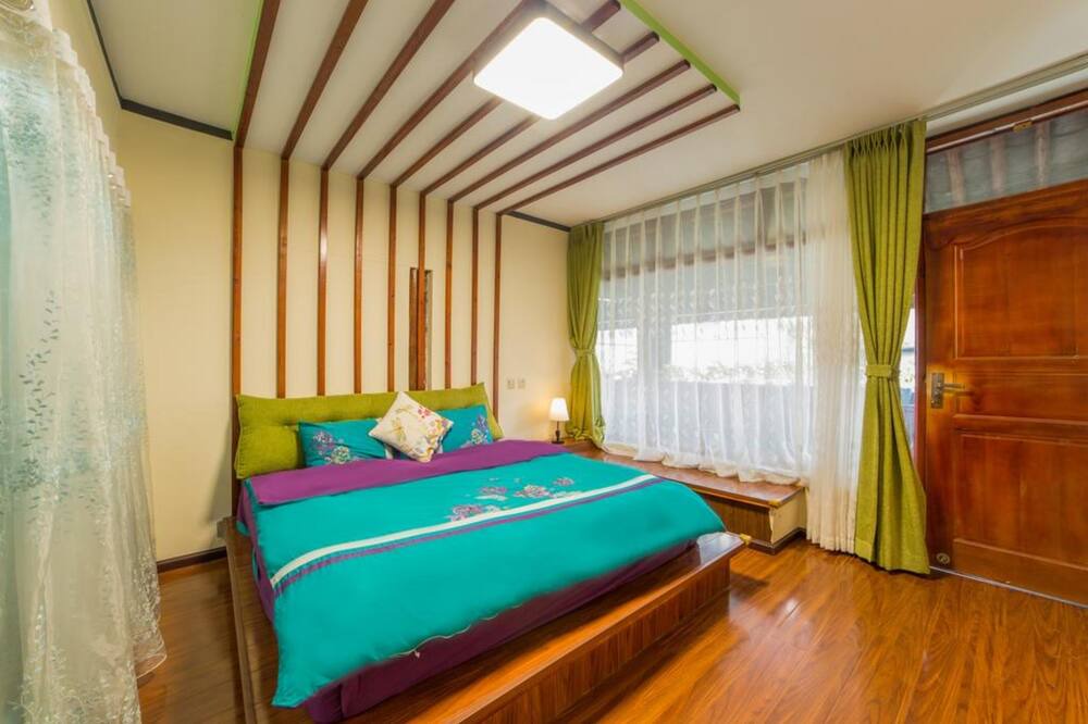 Photo of Bedroom in Dali Ancient Town