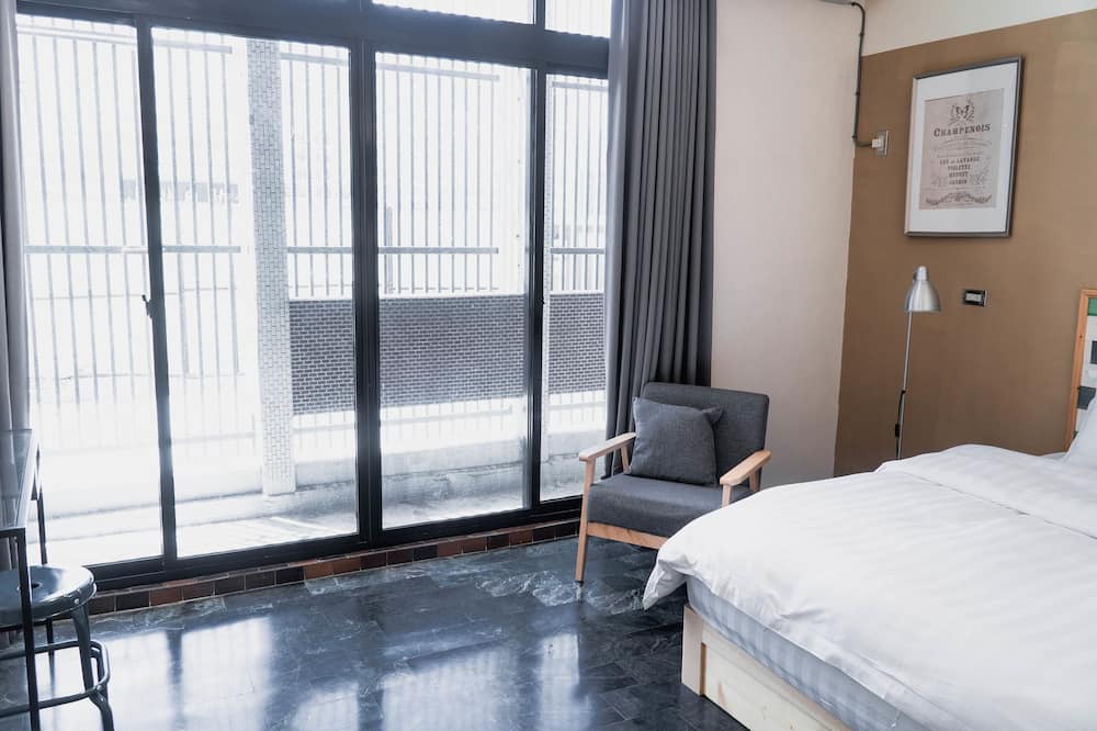 Photo of Bedroom in North District
