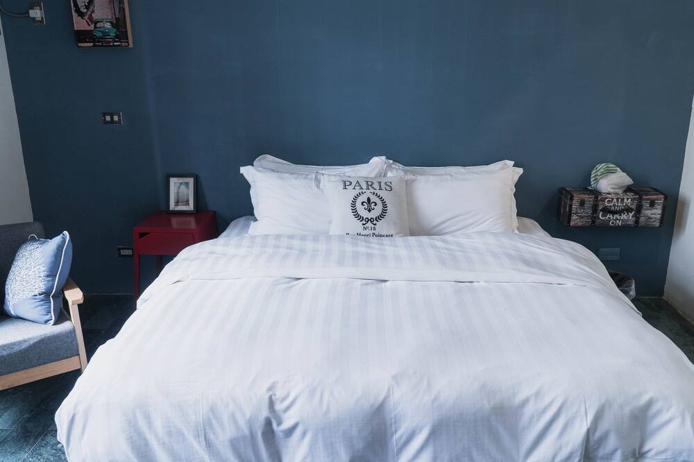 Photo of Bedroom in North District