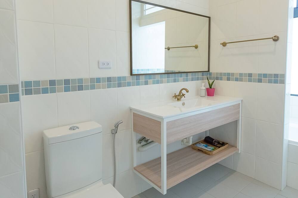 Photo of Bathroom in Anping