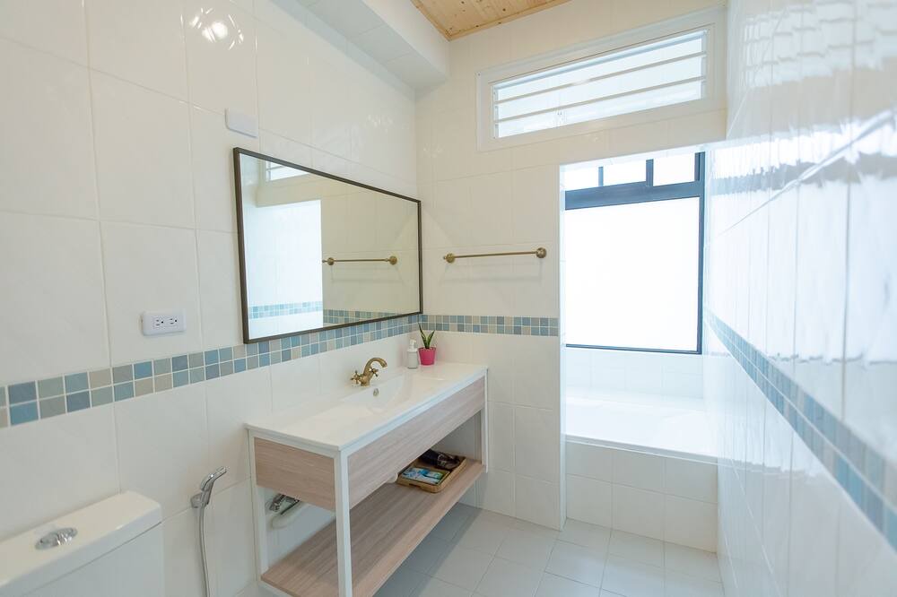 Photo of Bathroom in Anping