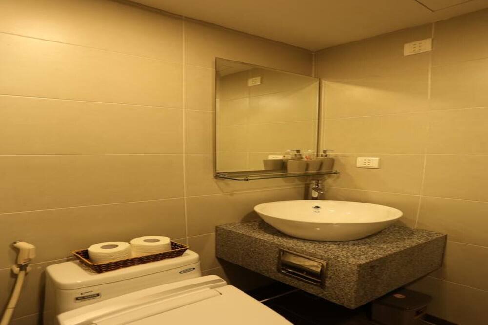 Photo of Bathroom in Hoan Kiem