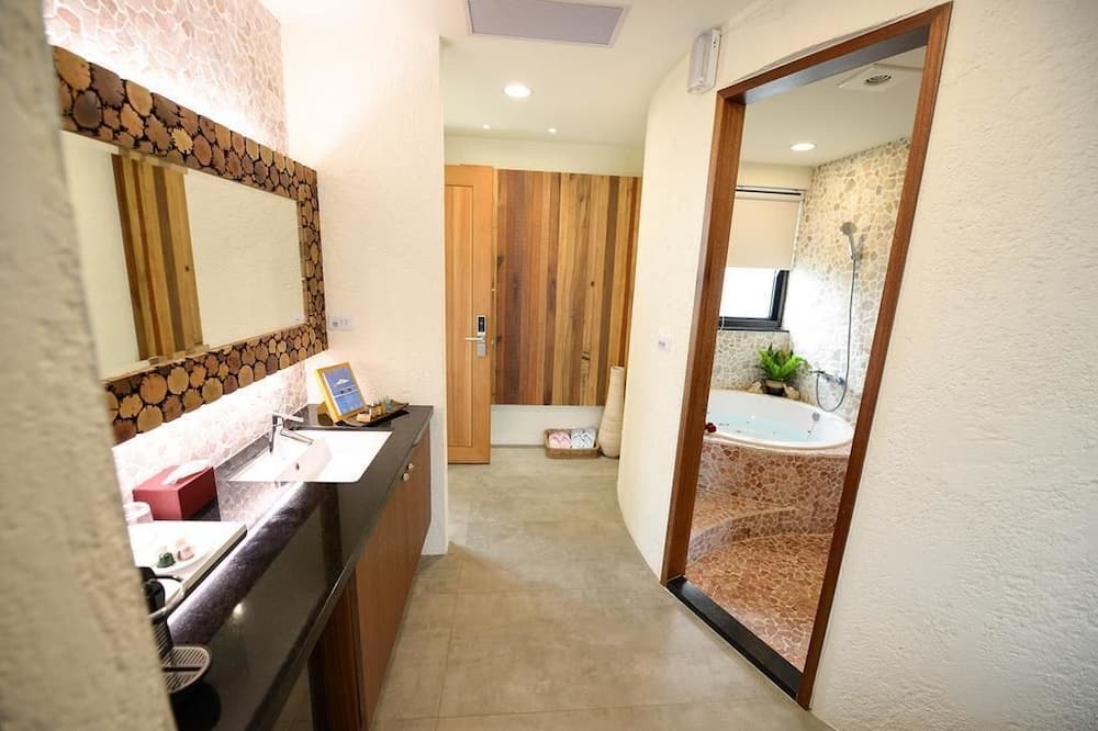 Photo of Bathroom in Xiaoliuqiu