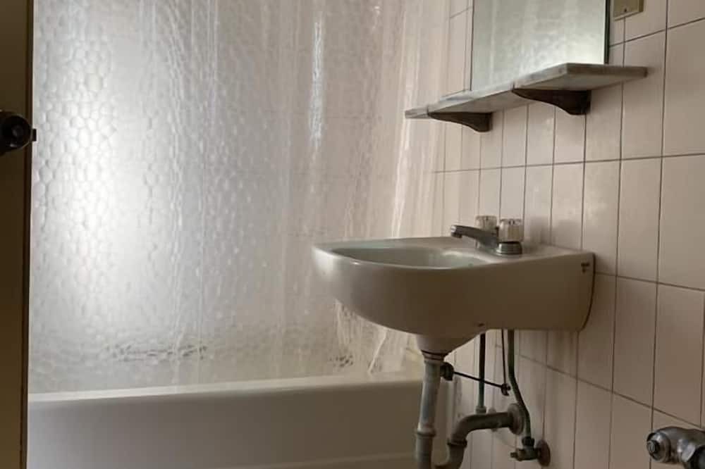 Photo of Bathroom in Changhua City Centre