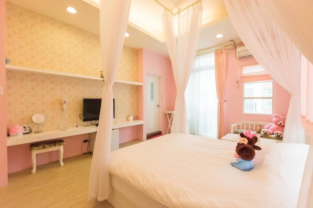 Photo of Bedroom in North District