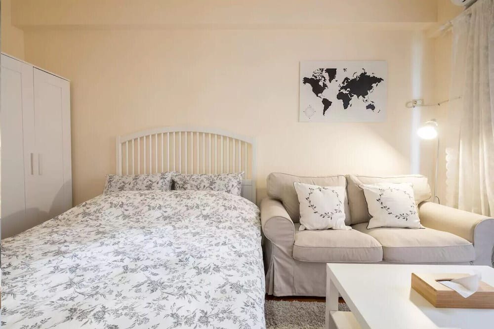 Photo of Bedroom in West District