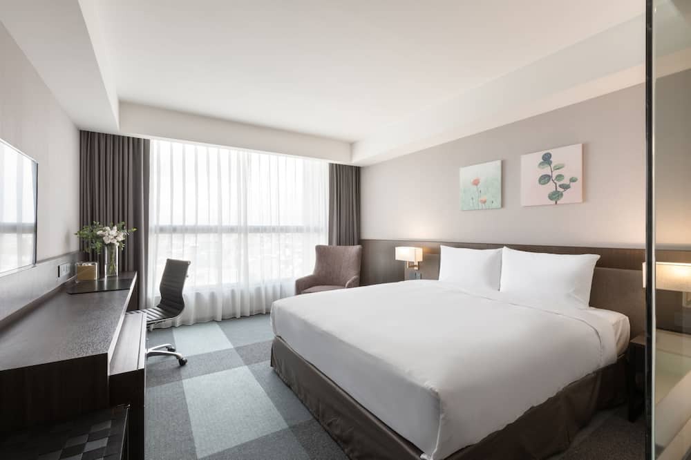 Photo of Bedroom in West Central District