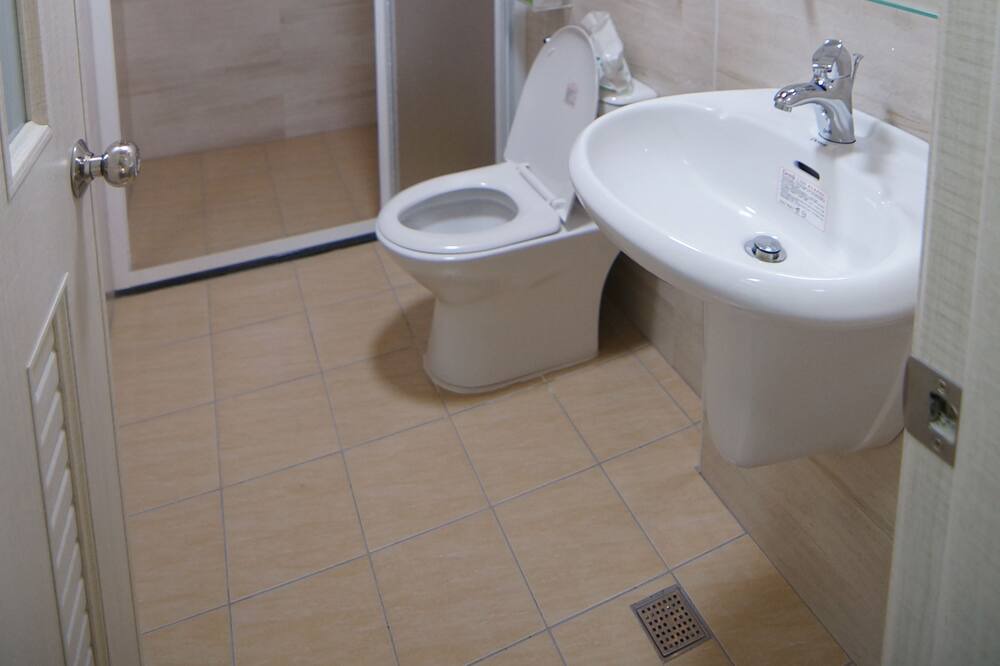 Photo of Bathroom in Guiren District
