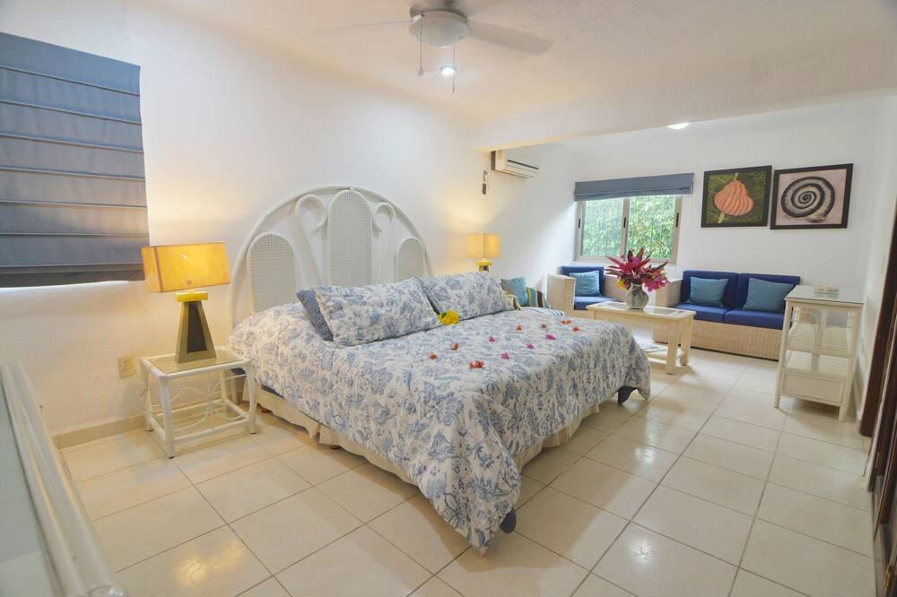 Photo of Bedroom in Club Santiago