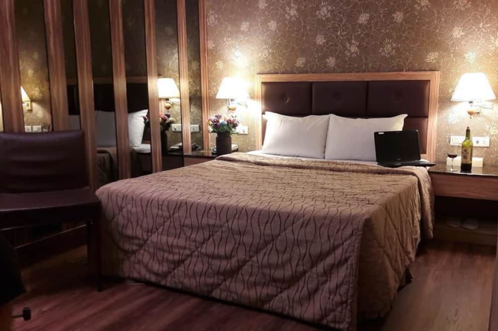 Photo of Bedroom in North District