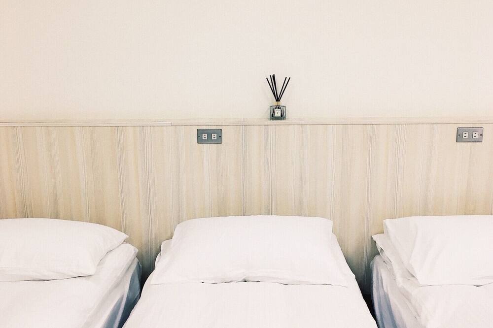 Photo of Bedroom in West Central District