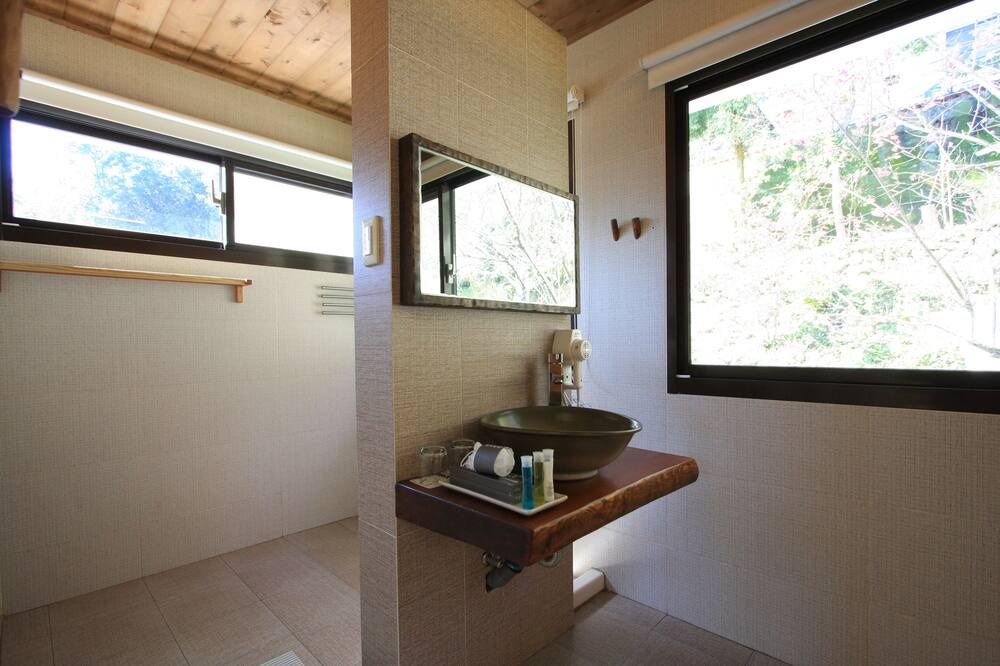 Photo of Bathroom in Nanzhuang
