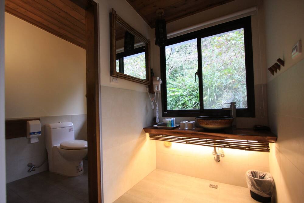 Photo of Bathroom in Nanzhuang