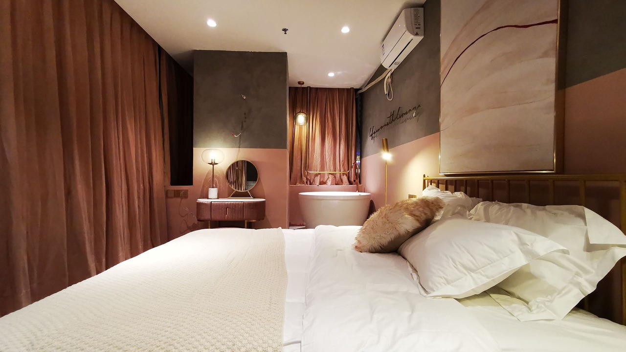 Photo of Bedroom in Luohu