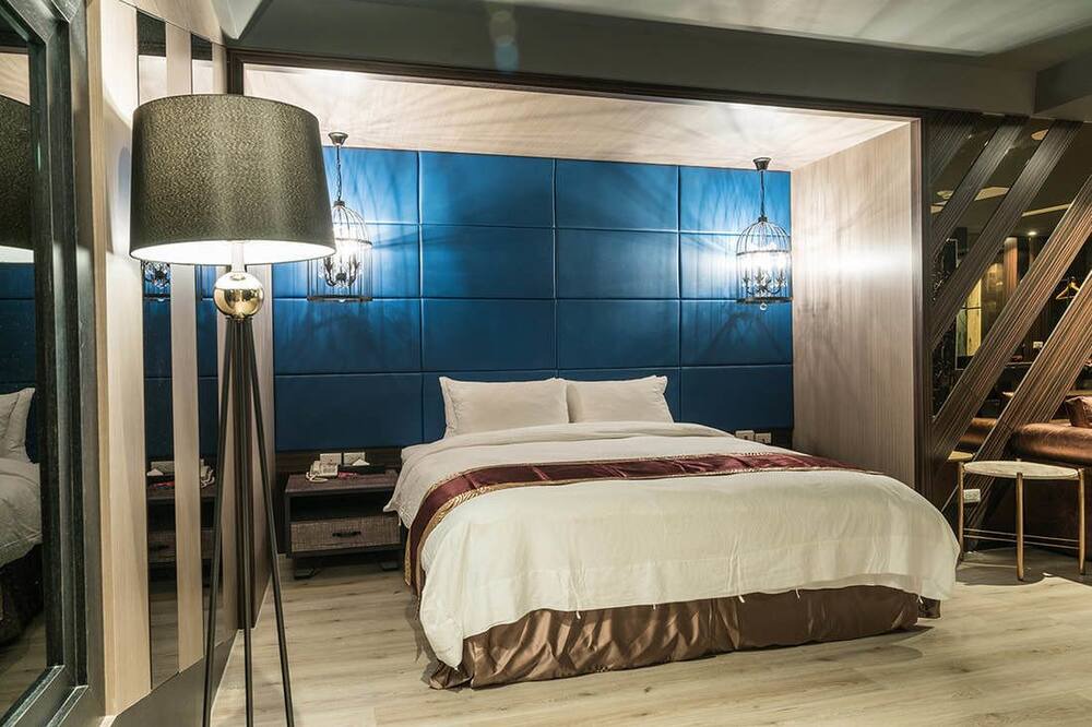 Photo of Bedroom in East District