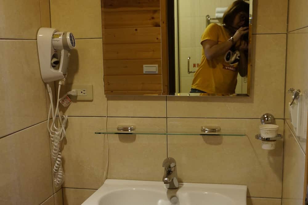 Photo of Bathroom in Lugu