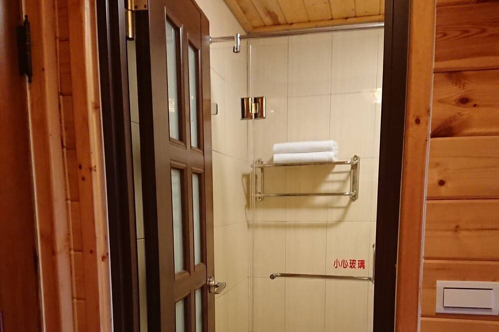 Photo of Bathroom in Lugu
