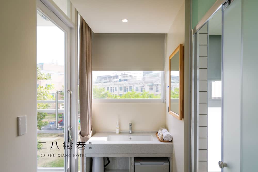 Photo of Bathroom in Xitun District