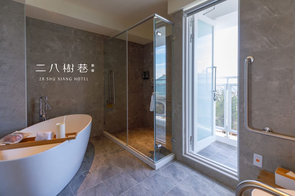 Photo of Bathroom in Xitun District