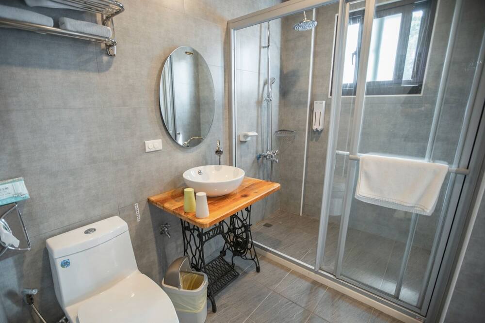 Photo of Bathroom in Donghe
