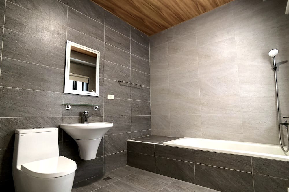 Photo of Bathroom in Shanjiao