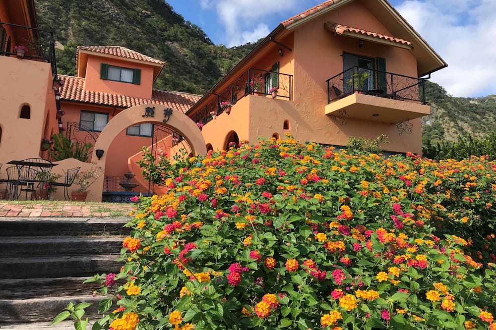 Photo of Outdoor in Donghe