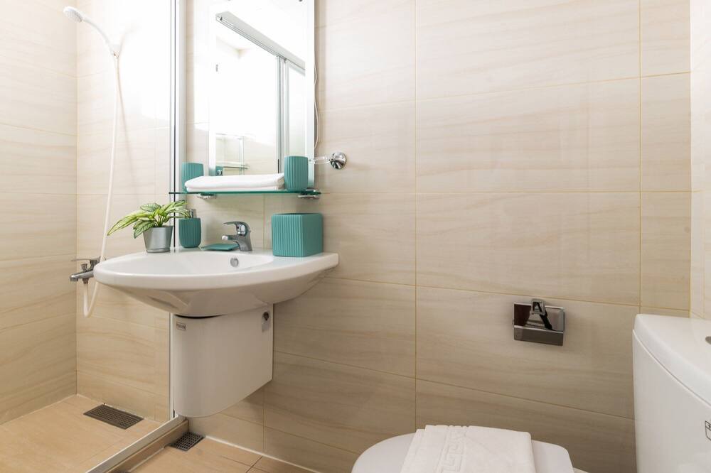 Photo of Bathroom in Zhongzheng
